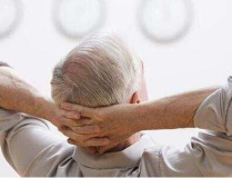 中老年人失眠的原因,生理、心理、環境三重因素交織