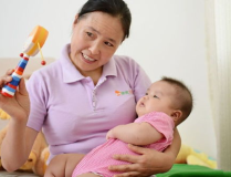 育兒嫂,專業守護寶寶成長的貼心助手